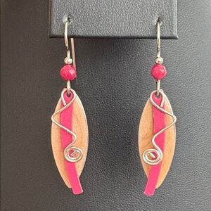 Silver forest dangle chandelier silver toned pink abstract swirl enamel earrings
